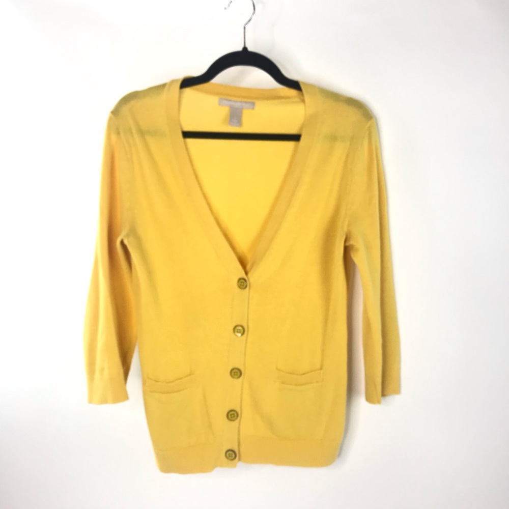 Banana Republic Button 3/4 Sleeve Sweater